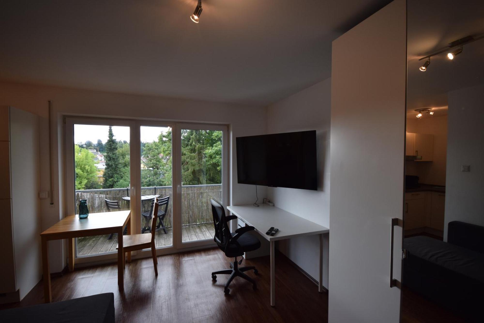 Nestwerk Komfort R23-12 - Balkon, Arbeitsplatz & Zentrumsnah Биберах-ан-дер-Рис Экстерьер фото